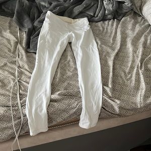 Carrie underwood white leggings size small